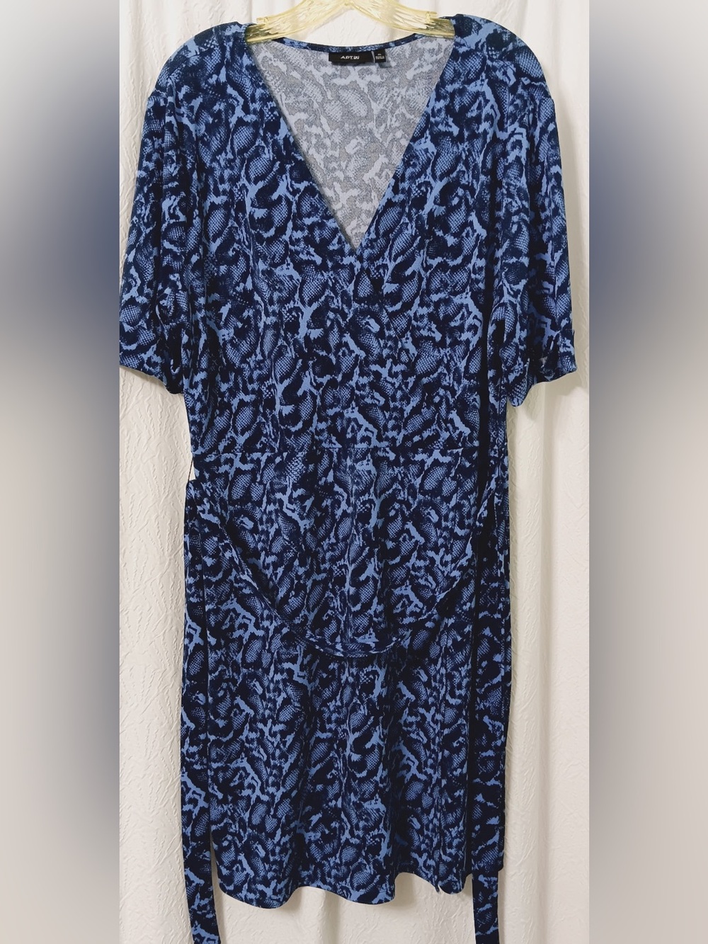Apt. 9 Blue and Navy Midi Dress - V-Neck Wrap Style size XL